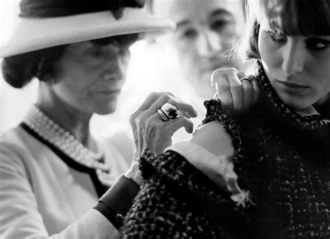 chanel ha rivoluzionato il mondo|coco Chanel cosa ha fatto.